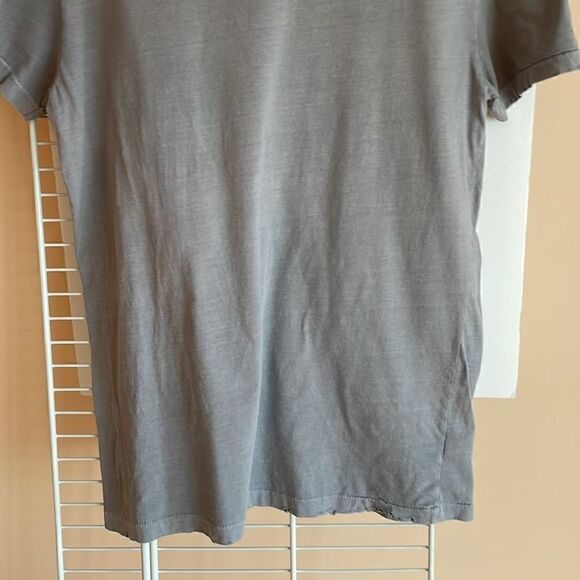 Stash t-shirt medium made in USA distressed on the color - Picture 4 of 8